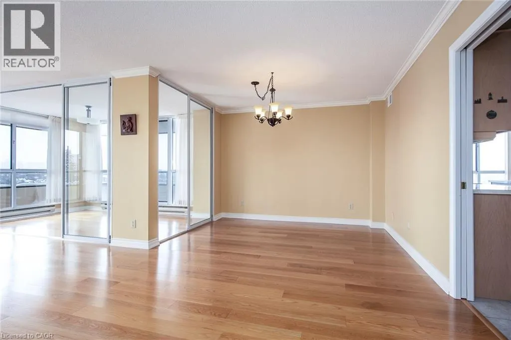 2 LANCASTER Street E Unit# 504, #504