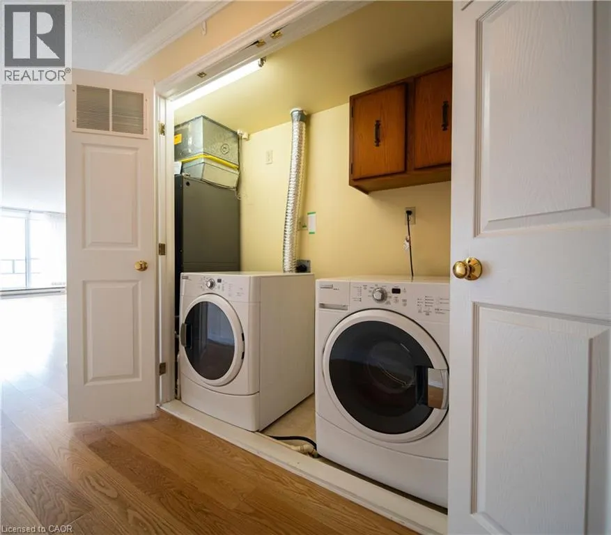 2 LANCASTER Street E Unit# 504, #504