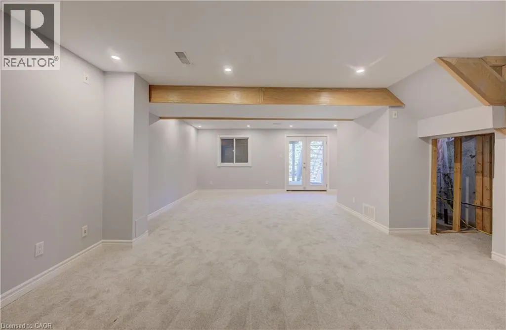 499 OAKVALE Drive Unit# 6, #6