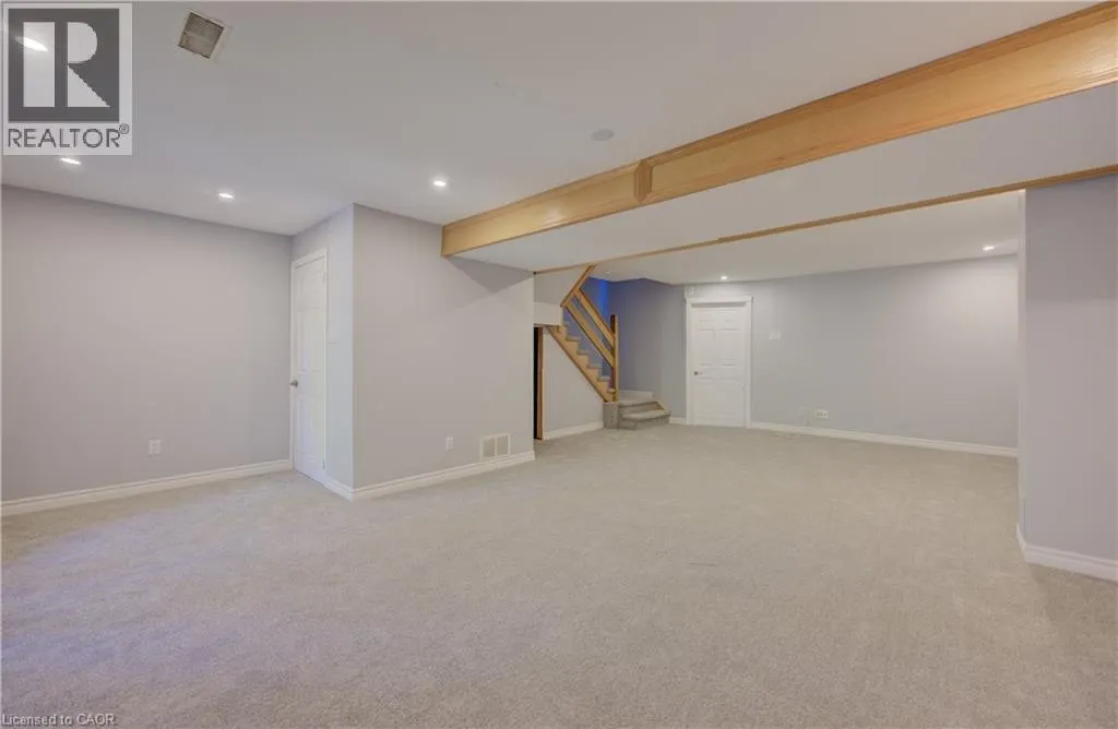 499 OAKVALE Drive Unit# 6, #6