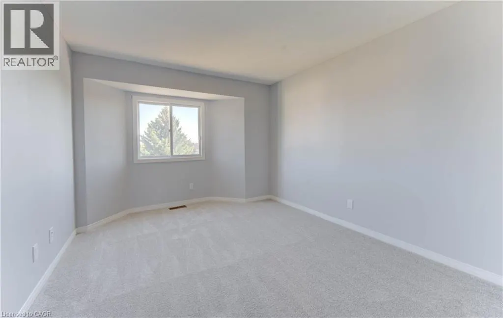499 OAKVALE Drive Unit# 6, #6