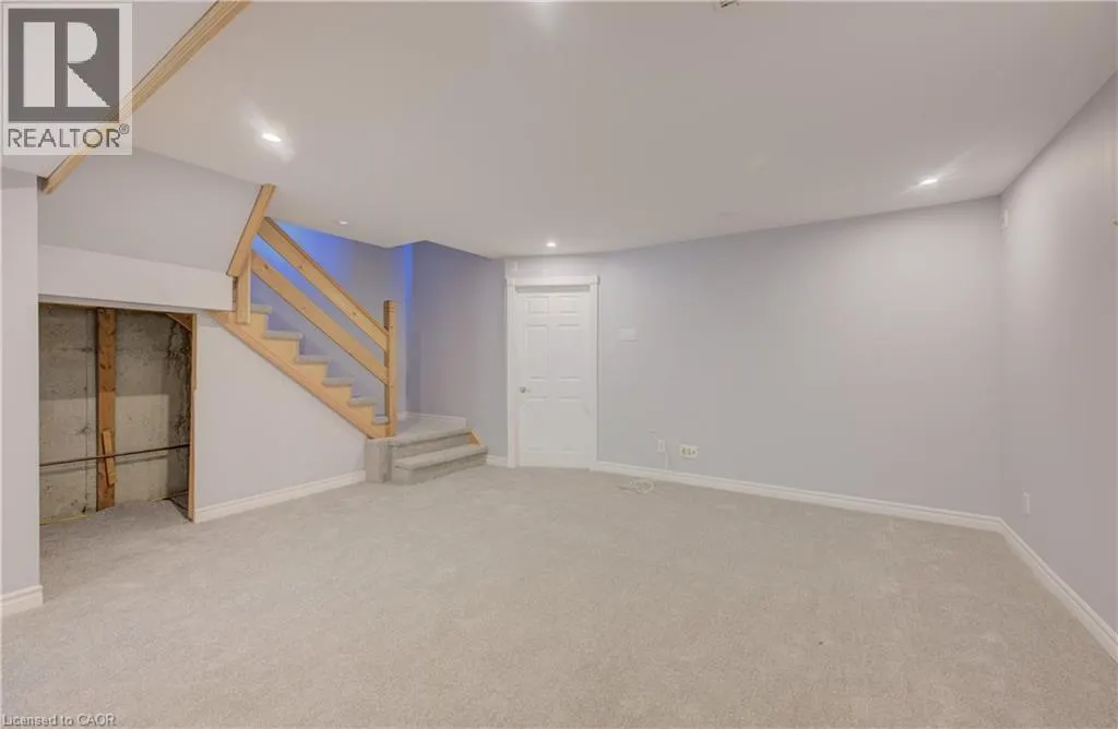 499 OAKVALE Drive Unit# 6, #6