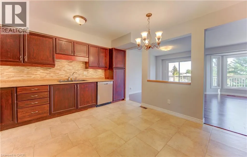 499 OAKVALE Drive Unit# 6, #6