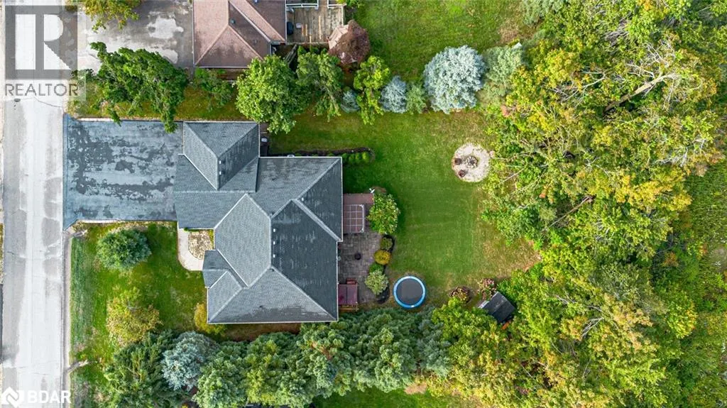 102 HIGHLAND Drive