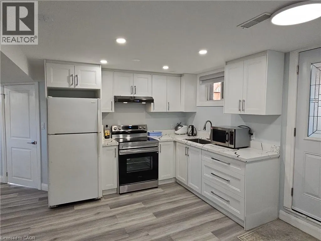 11 PRINCE Street Unit# Lower, #Lower