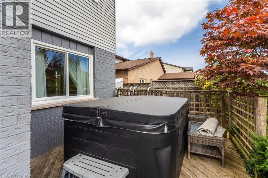 106 MAPLE Drive