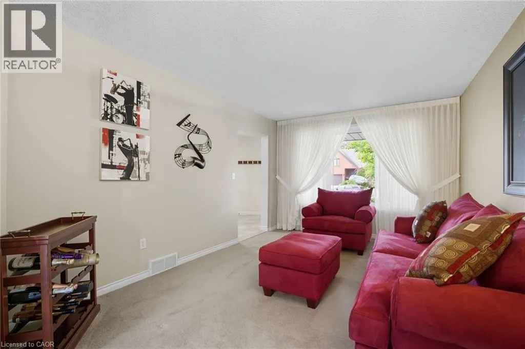 106 MAPLE Drive