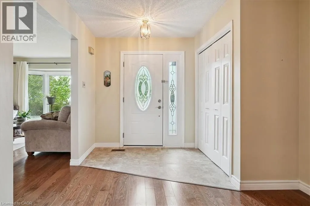 477 DEERHURST Drive