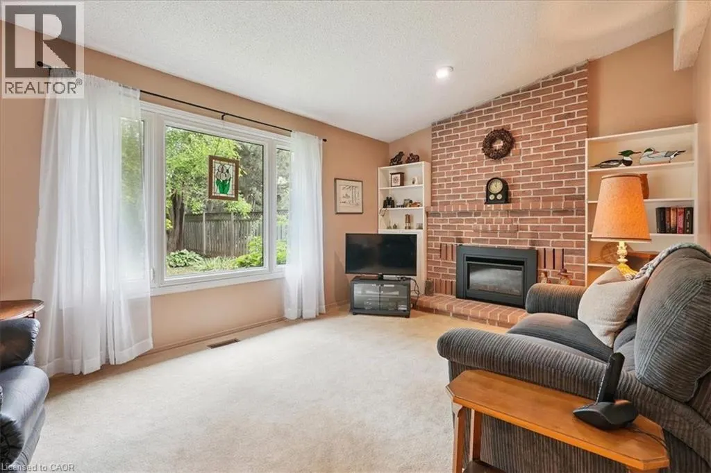 477 DEERHURST Drive