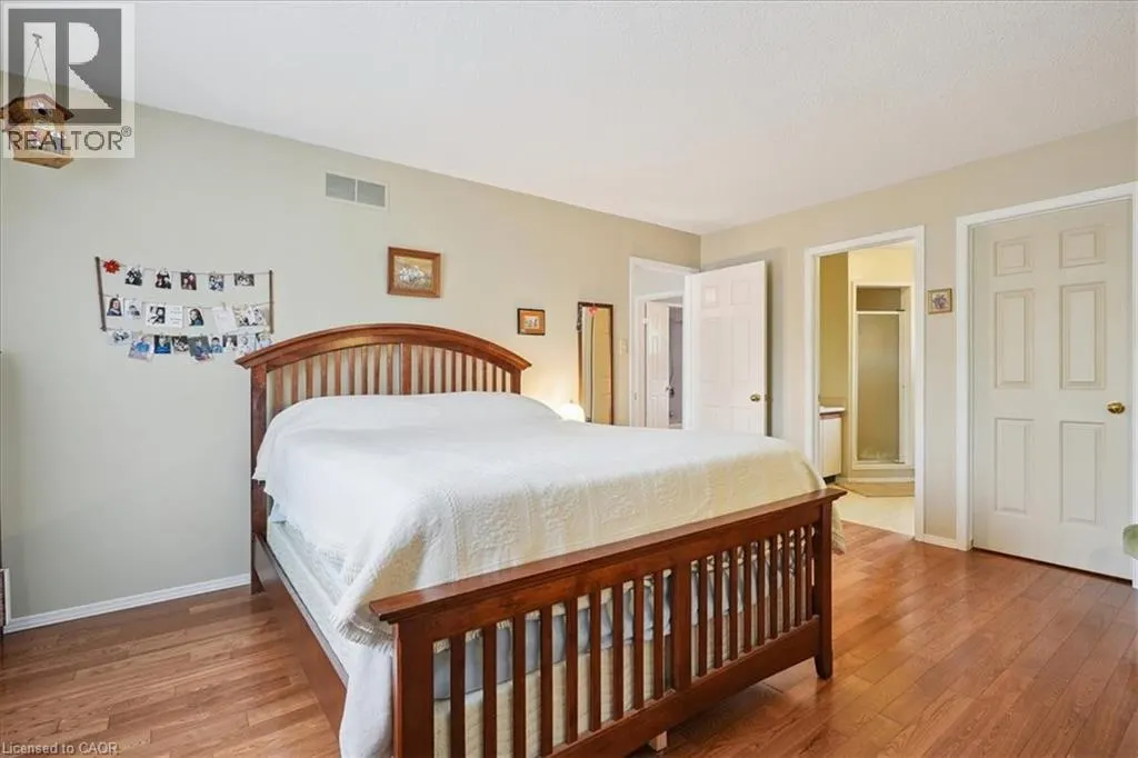 477 DEERHURST Drive