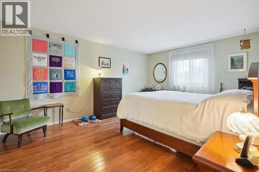 477 DEERHURST Drive