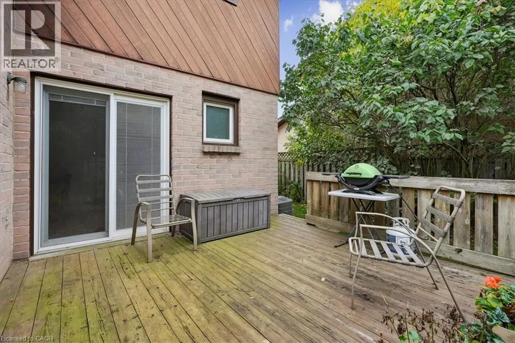 477 DEERHURST Drive
