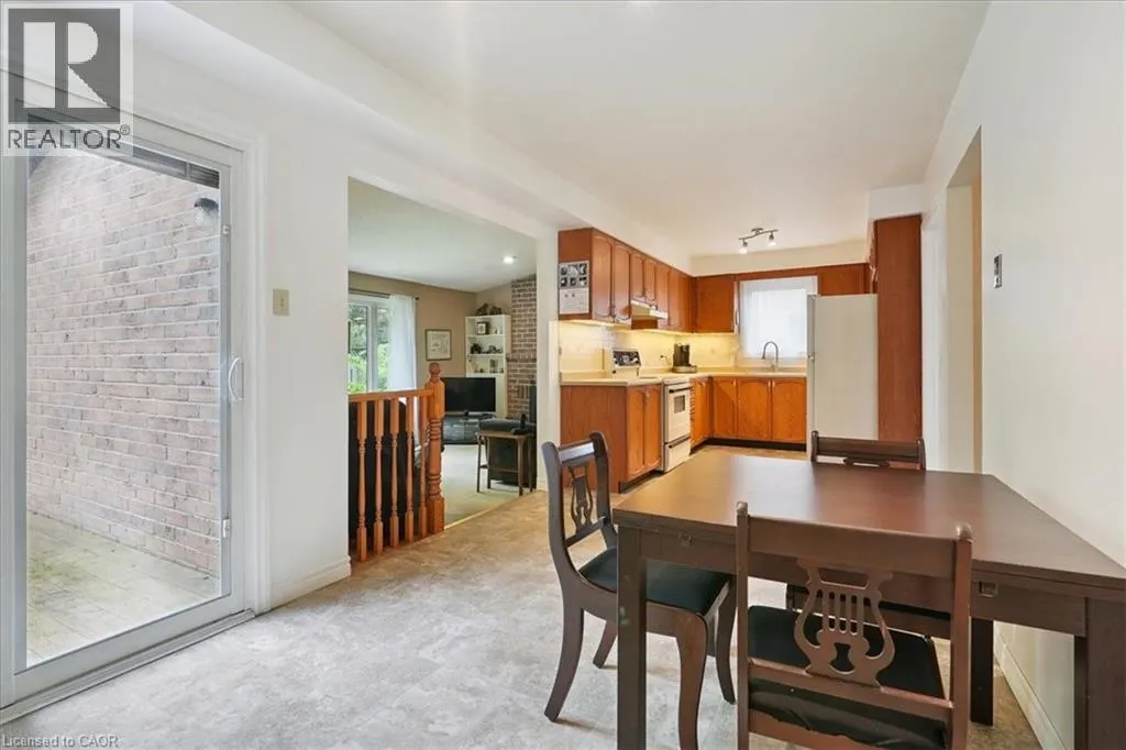 477 DEERHURST Drive