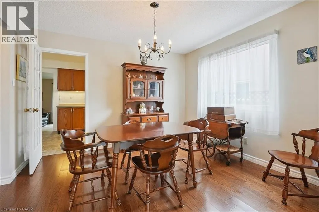 477 DEERHURST Drive