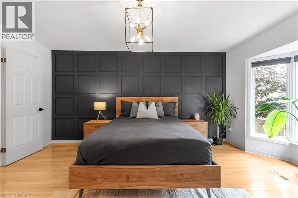 2015 CLEAVER Avenue Unit# 5, #5
