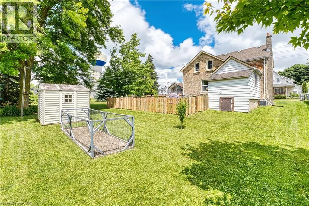 520 ELMA Street W