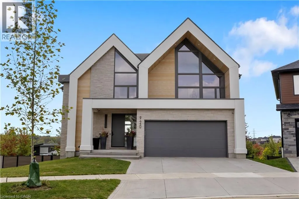 920 THOMAS PEDDER Court