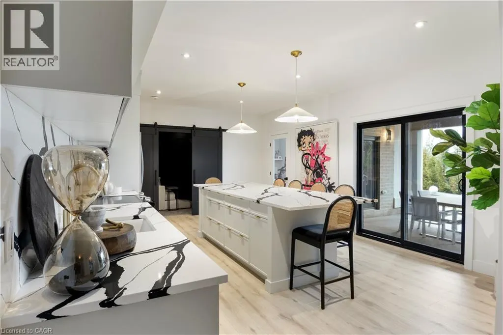920 THOMAS PEDDER Court