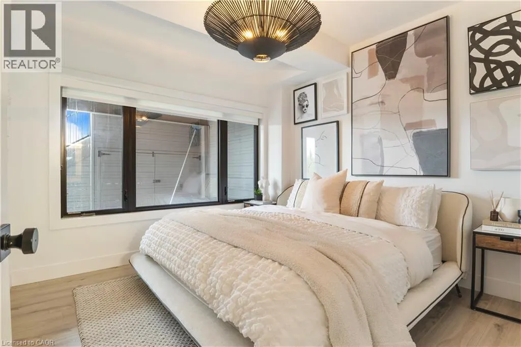 920 THOMAS PEDDER Court