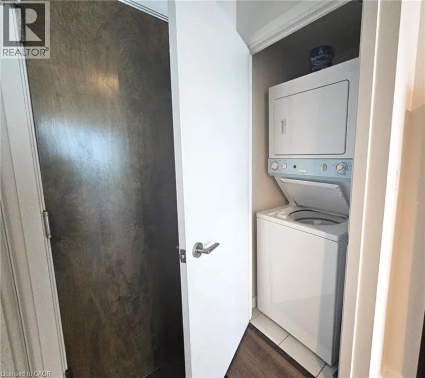 33 BAY Street Unit# 4602, #4602