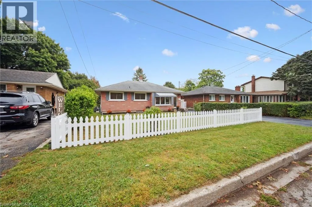 73 WEAVER Street