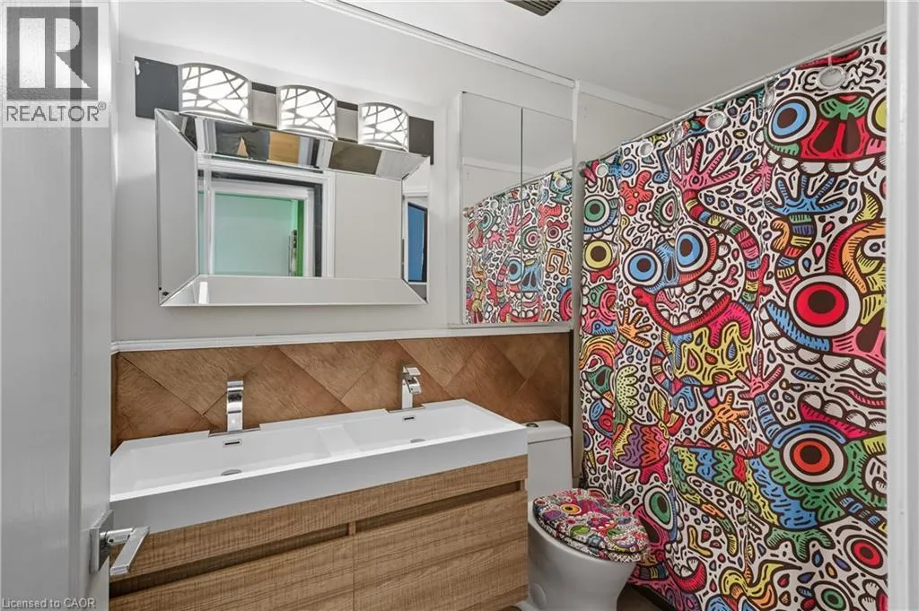 2385 WOODWARD Avenue Unit# 28, #28