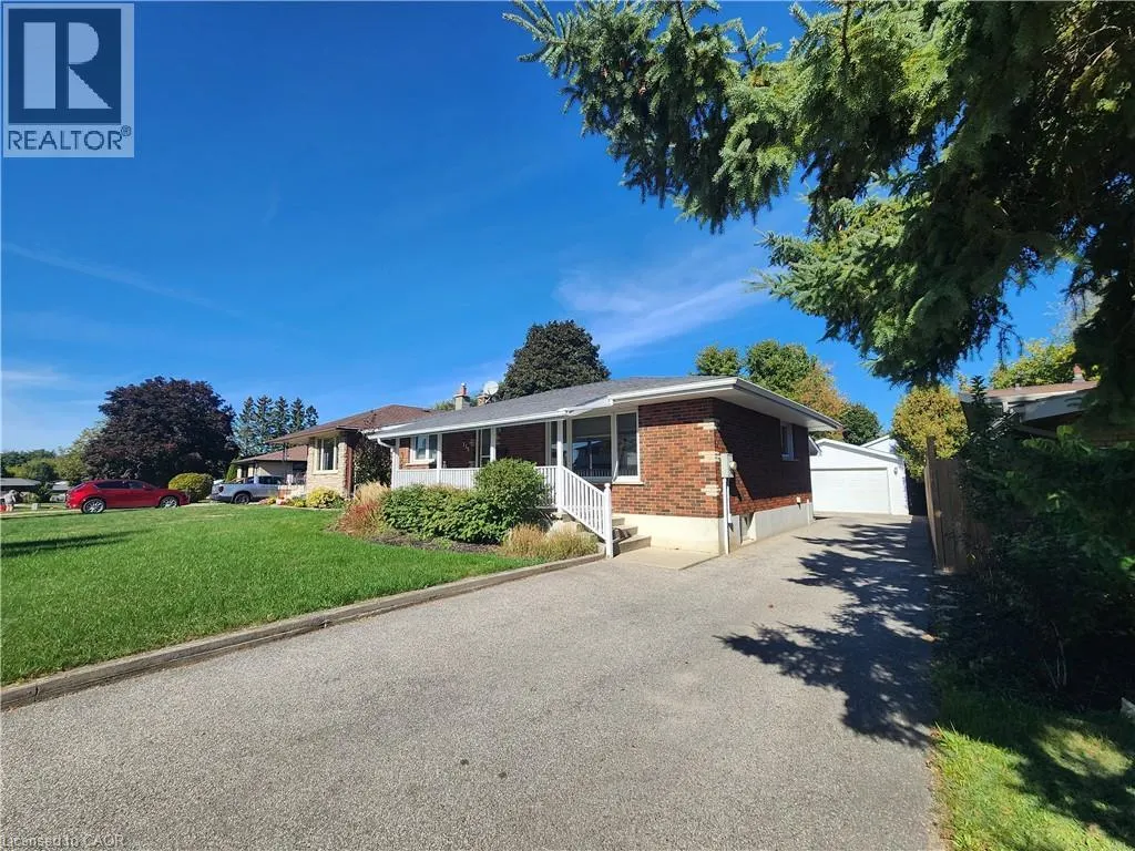 130 BALMORAL Drive
