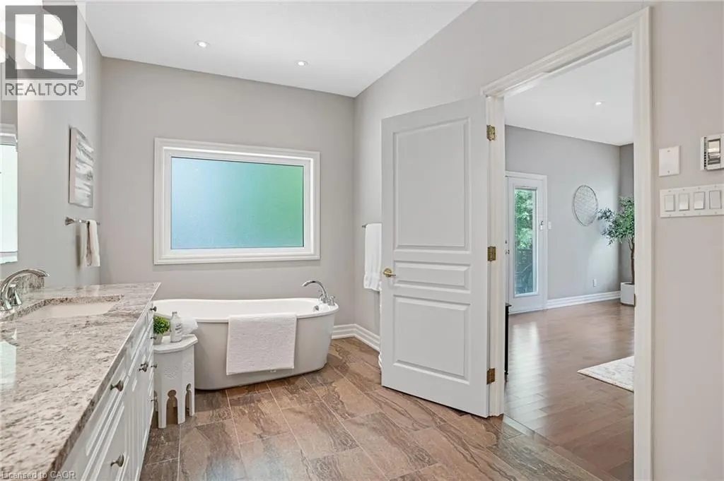 500 FOX COVE Place