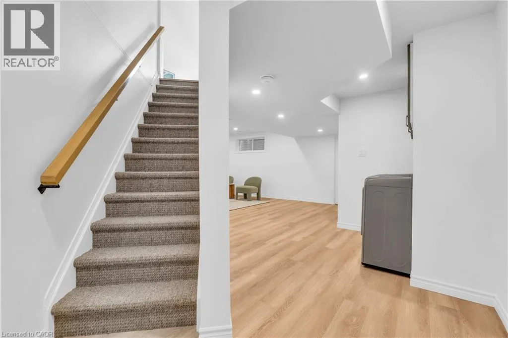 9 GAW Crescent