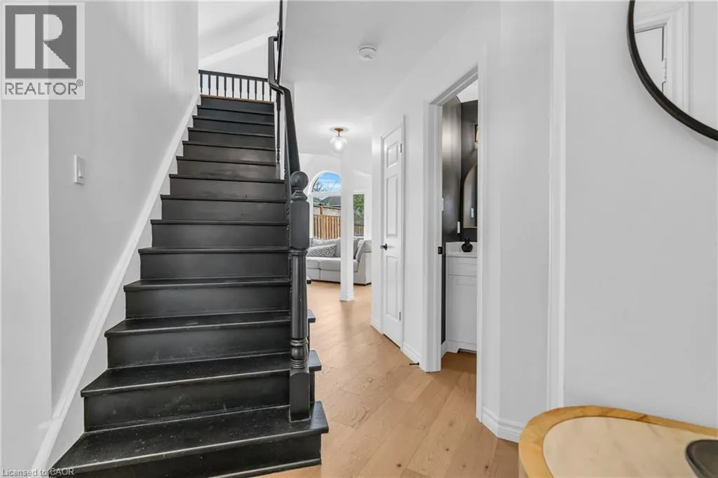 9 GAW Crescent