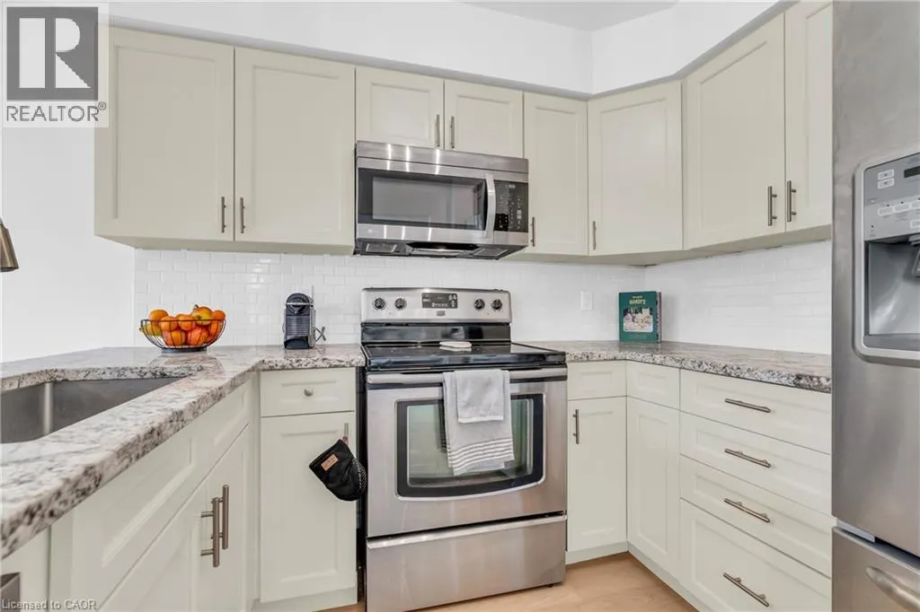 9 GAW Crescent