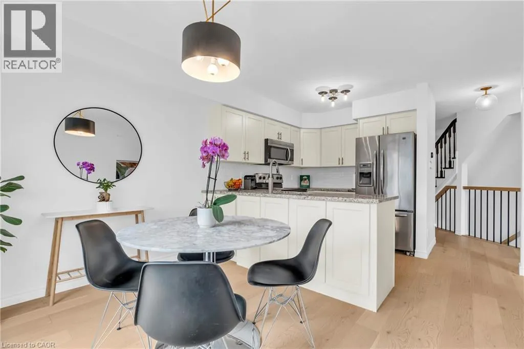 9 GAW Crescent