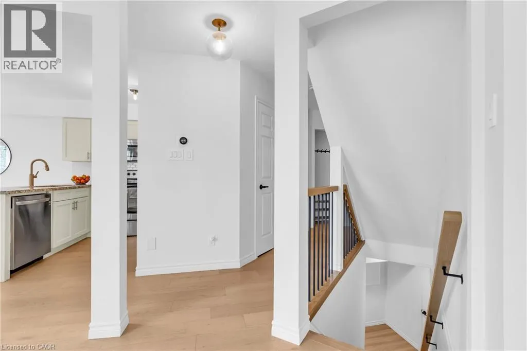 9 GAW Crescent