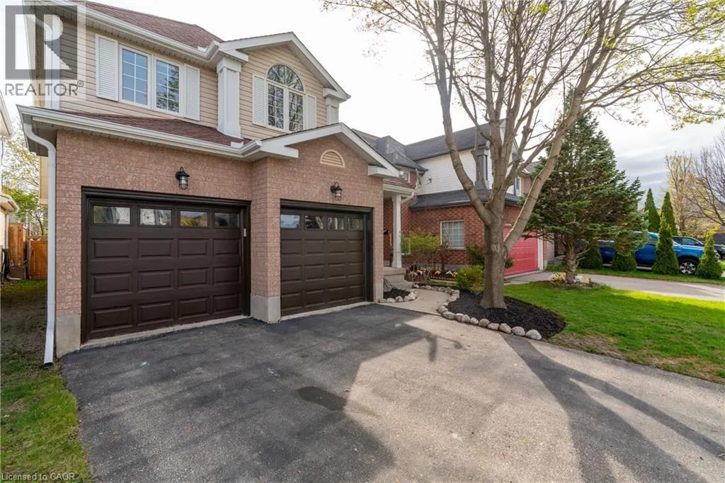 9 GAW Crescent