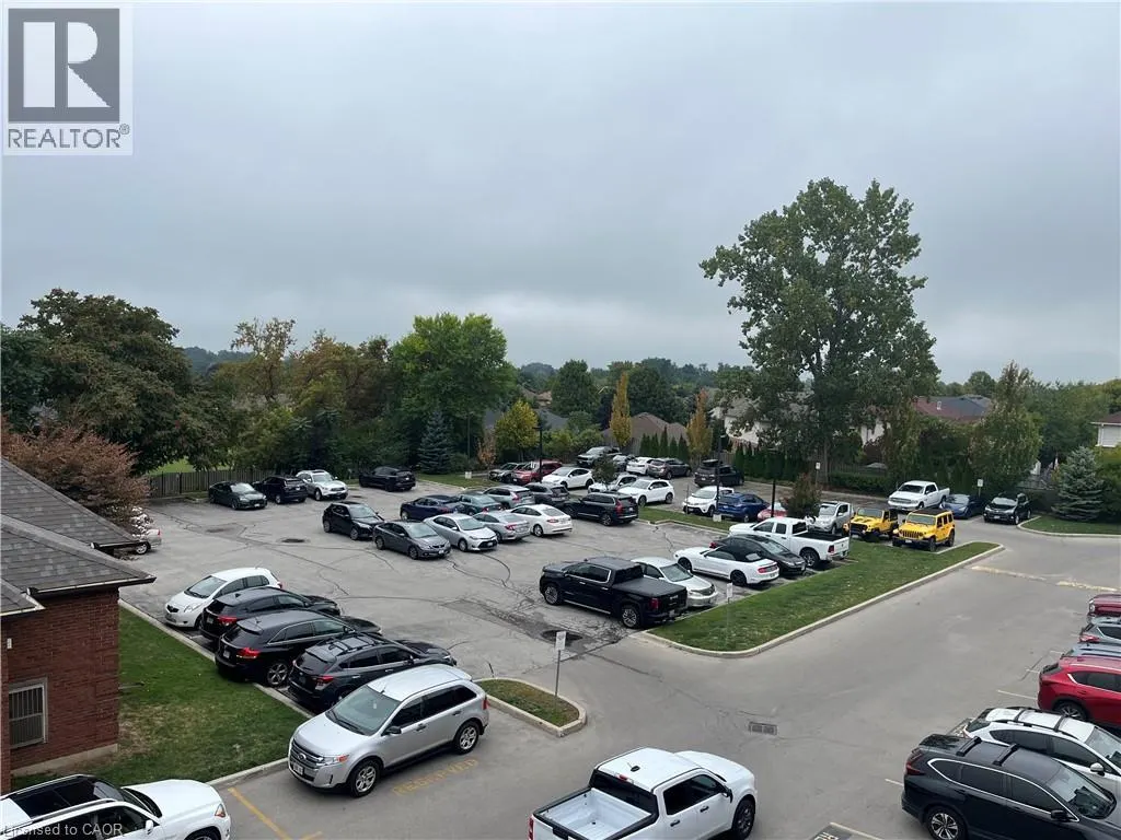 170 ROCKHAVEN Lane Unit# 312, #312