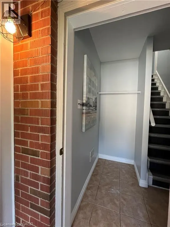 54 KEHL Street Unit# Upper, #Upper