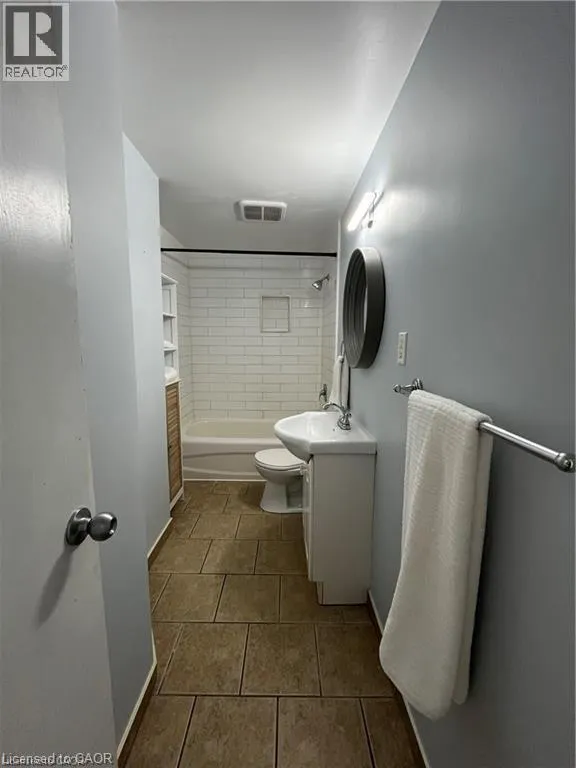 54 KEHL Street Unit# Upper, #Upper