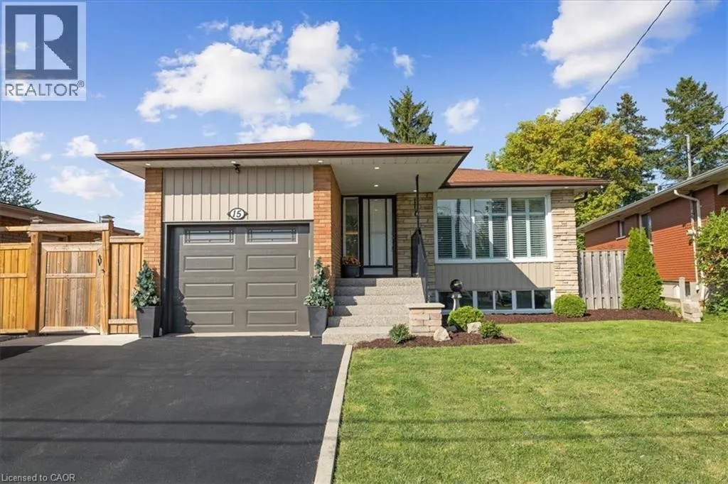15 PURDY Crescent