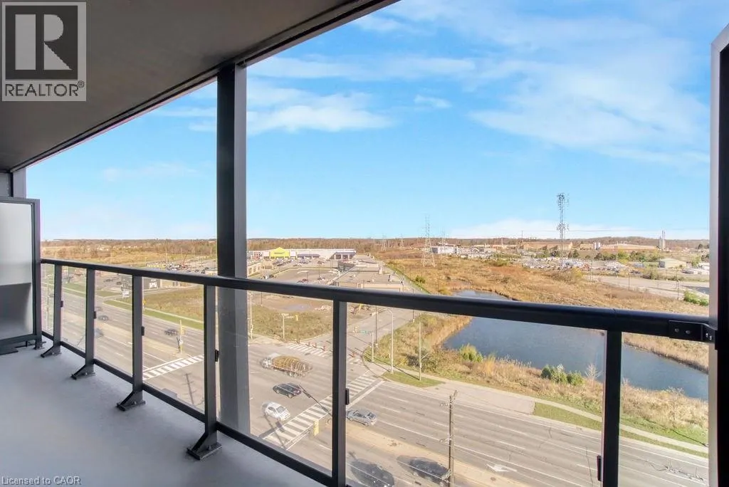 3200 DAKOTA Common Unit# B906, #B906