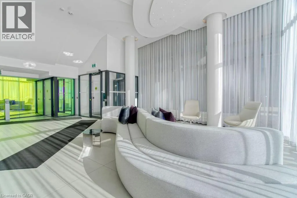 3200 DAKOTA Common Unit# B906, #B906