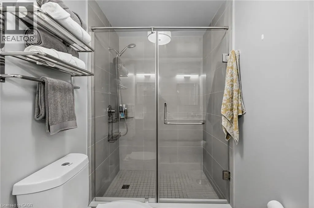 15 GLEBE Street Unit# 1313, #1313