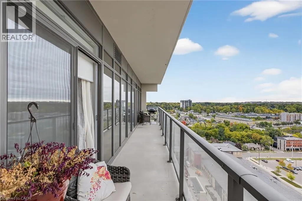 15 GLEBE Street Unit# 1313, #1313