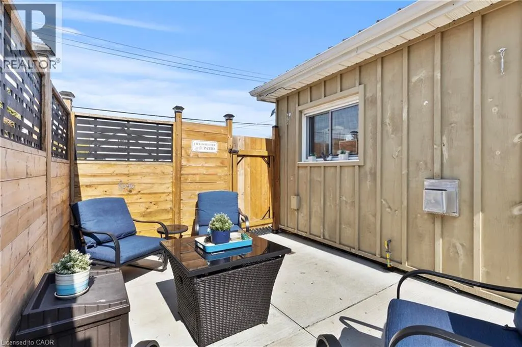 34 PANSY Avenue