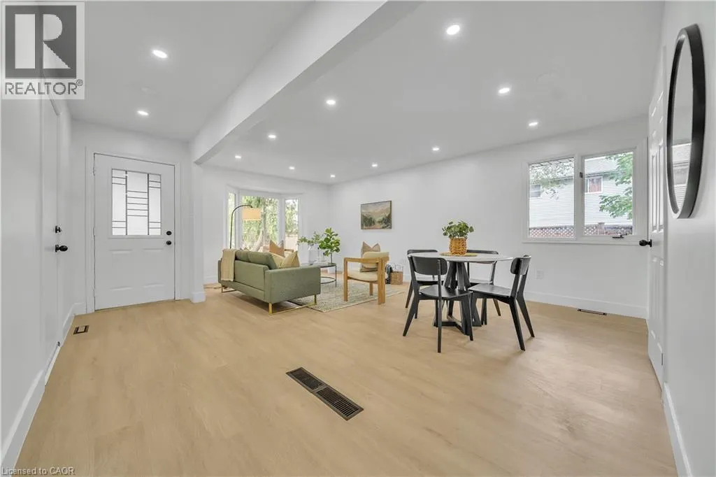 46 BONAPARTE Lane