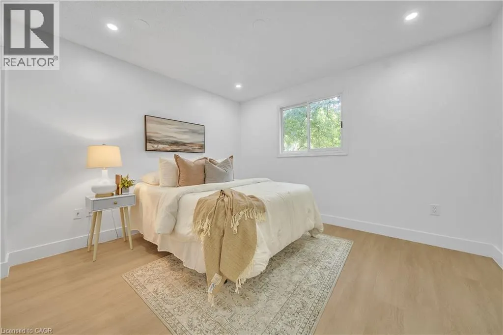 46 BONAPARTE Lane