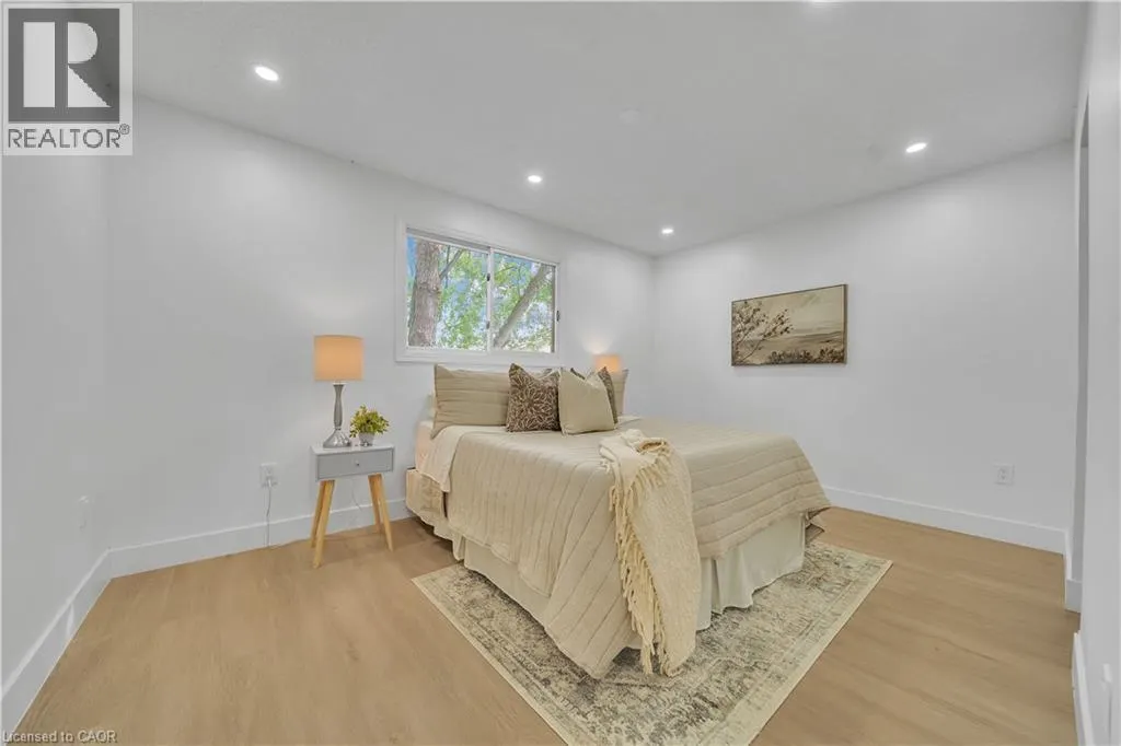 46 BONAPARTE Lane