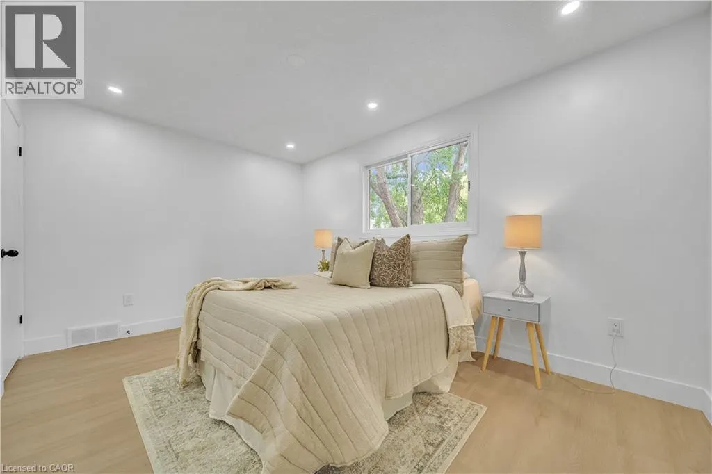 46 BONAPARTE Lane