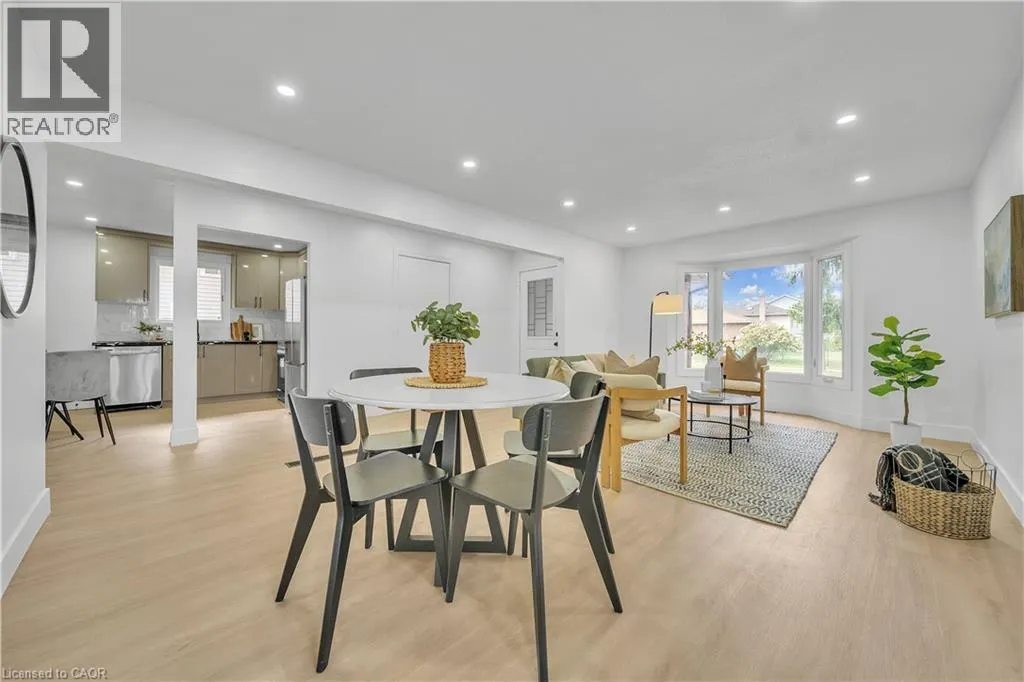 46 BONAPARTE Lane