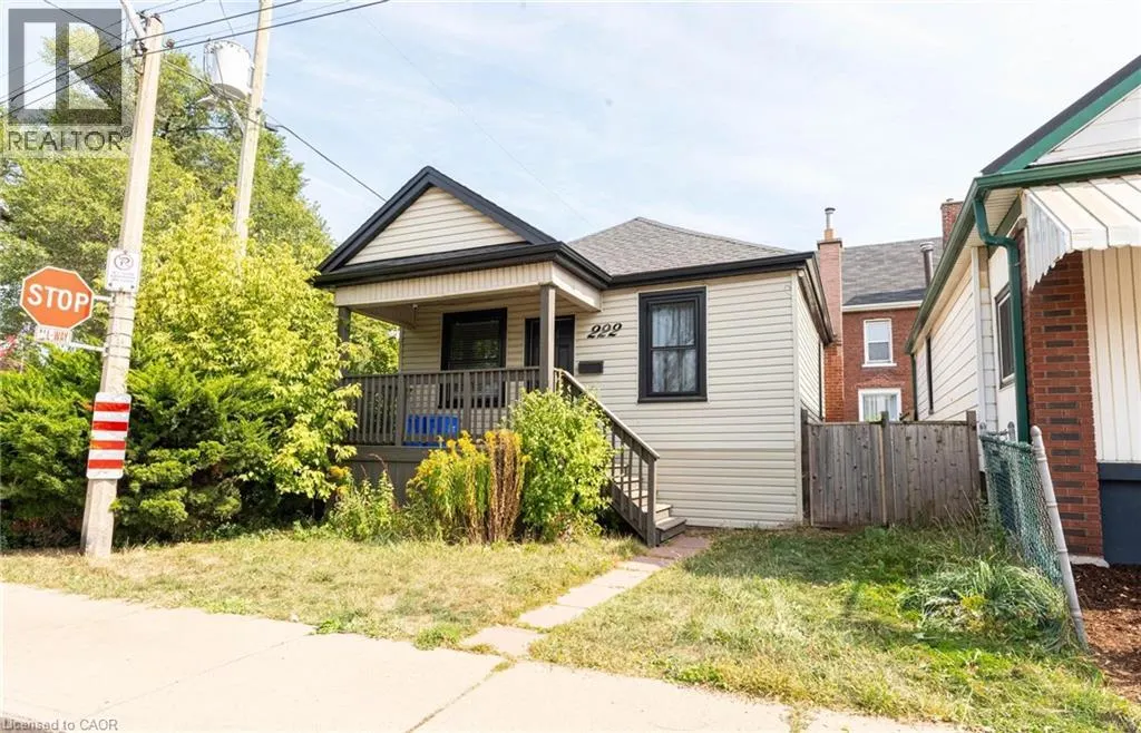 222 KENSINGTON Avenue N