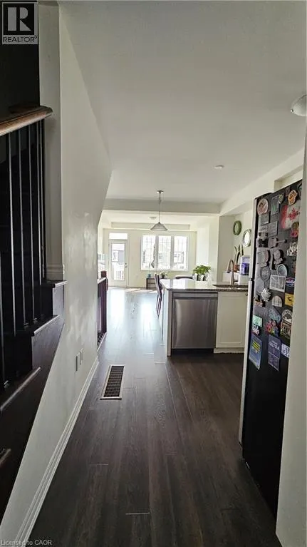285 EQUESTRIAN Way